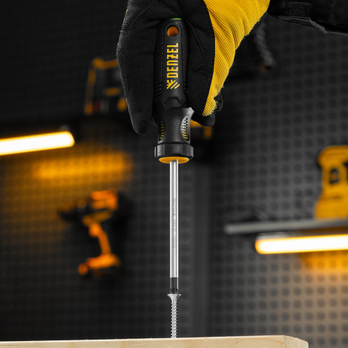 Отвертка, PZ2x100 мм, S2, 3к рукоятка Denzel по ценам производителя в Москве с доставкой по всей России