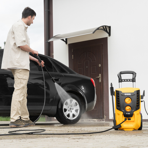 Моечная машина высокого давления R-180, 2200 Вт, 180 бар, 380 л/ч, колесная Denzel по ценам производителя в Москве с доставкой по всей России