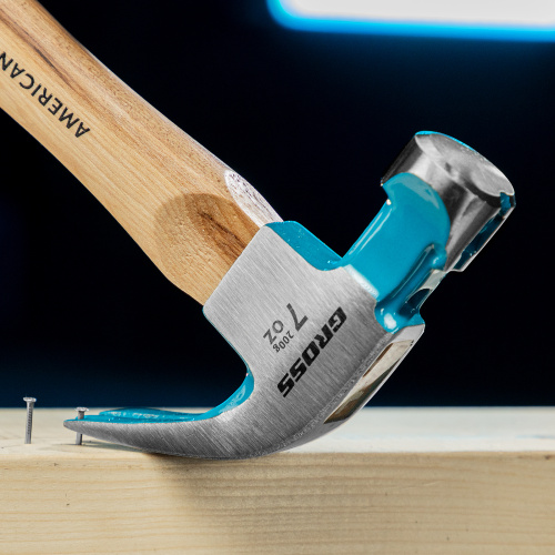 Молоток-гвоздодер, 200 г, угол 45, магнит, обрезиненная рукоятка American hickory GROSS по ценам производителя в Москве с доставкой по всей России