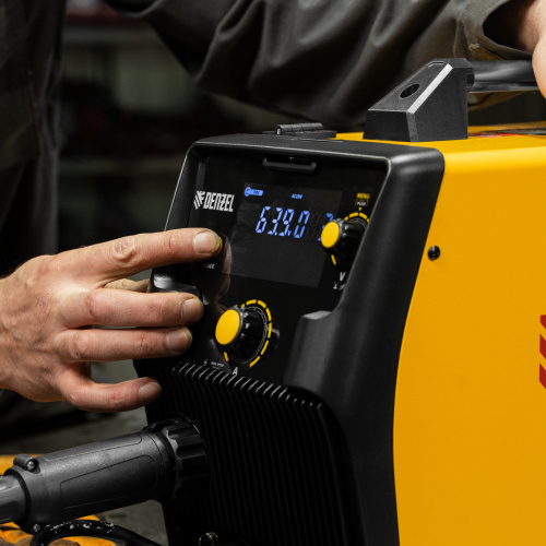 Аппарат инвертор. полуавтомат. cварки IMIG-205SDR, 200 А, ПВ 60%, катушка 5 кг Denzel по ценам производителя в Москве с доставкой по всей России