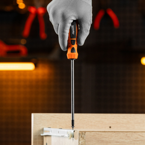 Набор отверток "Point", CrV, двухкомпонентные рукоятки, 6 шт, Sparta по ценам производителя в Москве с доставкой по всей России