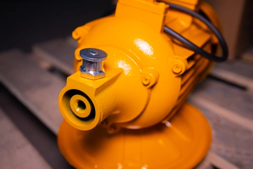 Электропривод глубинного вибратора для бетона 2,2 кВт TOR ZN70-JT (японский тип) по ценам производителя в Москве с доставкой по всей России