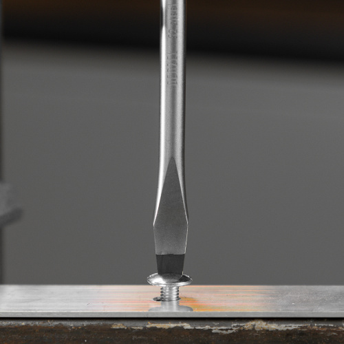 Набор отверток на полке, 8 шт., PH+SL, S2, 3к рукоятка Denzel по ценам производителя в Москве с доставкой по всей России