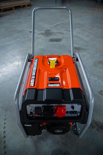 Генератор бензиновый 8,0 кВт 220В/380В с электростартером TOR KM11000HE по ценам производителя в Москве с доставкой по всей России