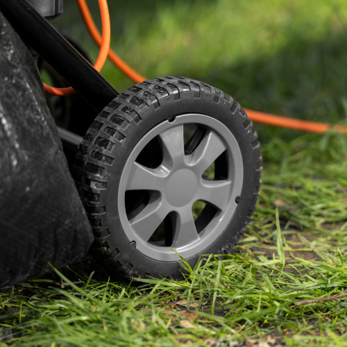 Измельчитель садовый электрический ECS-2500, 2500 Вт, 45 мм Denzel по ценам производителя в Москве с доставкой по всей России