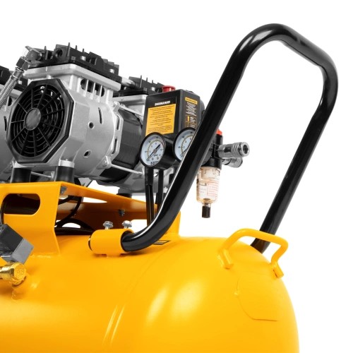 Компрессор безмасляный, малошумный DLS 1800/100,1800 Вт, 3x600, 100 л, 345 л/мин Denzel по ценам производителя в Москве с доставкой по всей России