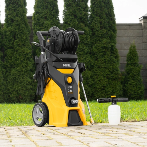 Моечная машина высокого давления R-210iD, 2600 Вт, 210 бар, 8.0 л/мин, асинхронный двигатель, барабан Denzel по ценам производителя в Москве с доставкой по всей России