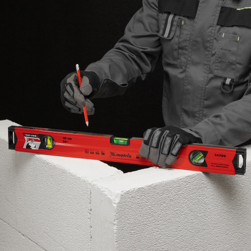 Уровень алюминиевый магнитный, 600 мм, фрезерованный, 3 глазка (1 зеркальный) усиленный Matrix по ценам производителя в Москве с доставкой по всей России