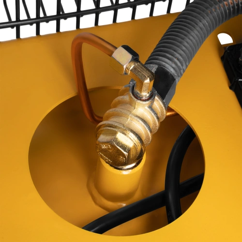 Компрессор воздушный BCV2200/100, ременный привод, 2.2 кВт, 100 литров, 370 л/мин Denzel по ценам производителя в Москве с доставкой по всей России