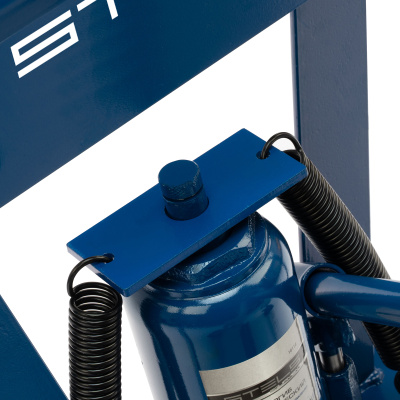 Трубогиб гидравлический, 8 т, в комплекте с башмаками 1/2-1 Stels по ценам производителя в Москве с доставкой по всей России