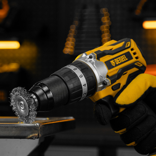 Набор щеток для дрели, 1 Плоская 50мм, 2 Чашки 25-50мм, шпилька, нерж. вит. проволока Denzel по ценам производителя в Москве с доставкой по всей России