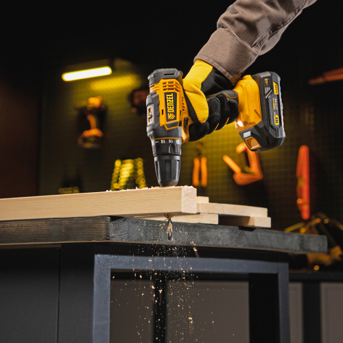 Дрель-шуруповерт аккумуляторная CDL-18-0, Li-Ion, 18 В Denzel по ценам производителя в Москве с доставкой по всей России