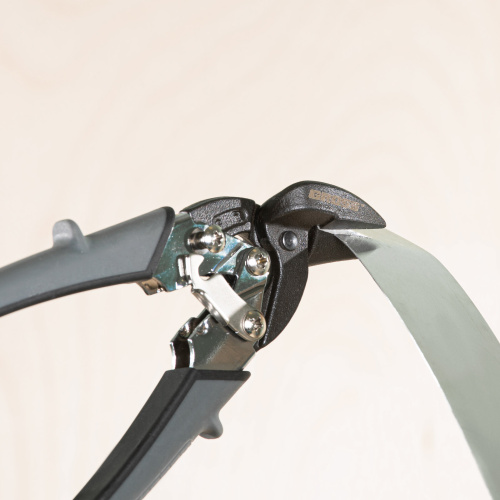 Ножницы по металлу "Piranha", 185 мм, прямой и левый рез, сталь СrM, двухкомпонентные рукоятки Gross по ценам производителя в Москве с доставкой по всей России