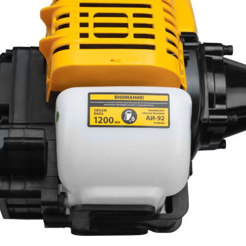 Триммер бензиновый DT-52E, 52 см3, неразъемная штанга, электростартер, состоит из 2 частей Denzel по ценам производителя в Москве с доставкой по всей России