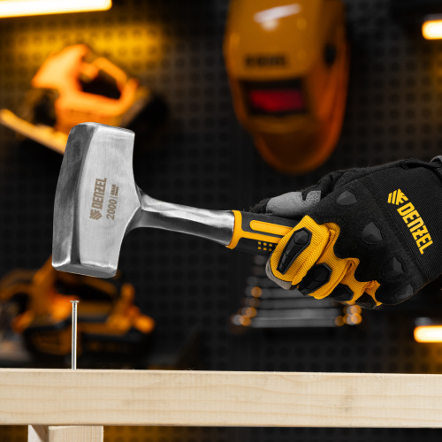 Кувалда 2 кг, цельнометаллическая, двухкомпонентная рукоятка Denzel по ценам производителя в Москве с доставкой по всей России