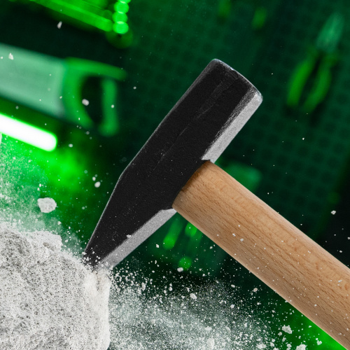 Молоток слесарный 800 г, квадратный боек, деревянная рукоятка Сибртех по ценам производителя в Москве с доставкой по всей России