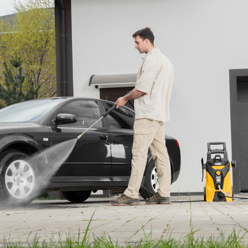 Моечная машина высокого давления R-180i, 2400 Вт, 180 бар, 7.5 л/мин, асинхронный двигатель Denzel по ценам производителя в Москве с доставкой по всей России