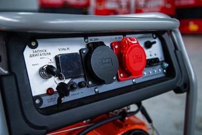 Генератор бензиновый 5,0 кВт 220В/380В с электростартером TOR KM6500HE по ценам производителя в Москве с доставкой по всей России