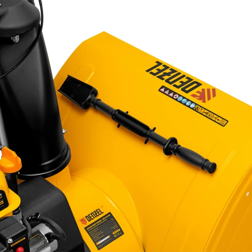 Бензиновая снегоуборочная машина SBM 610S PRO, 212 cc, электростартер, фара, обогрев Denzel по ценам производителя в Москве с доставкой по всей России