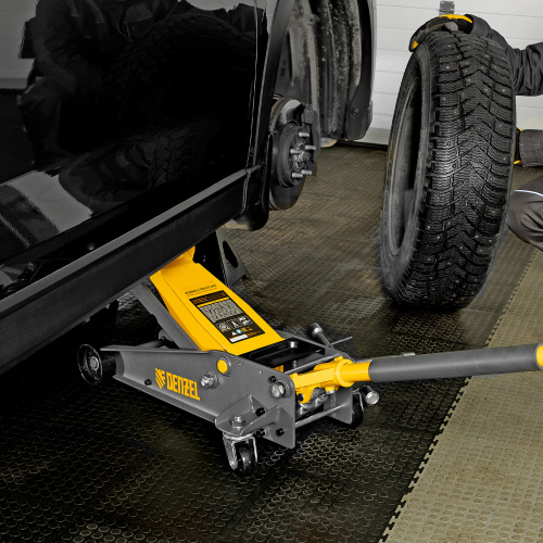 Домкрат гидравлический подкатной 3 т, с фиксатором, быстрый подъем, 135-480 мм, профессиональный Denzel по ценам производителя в Москве с доставкой по всей России