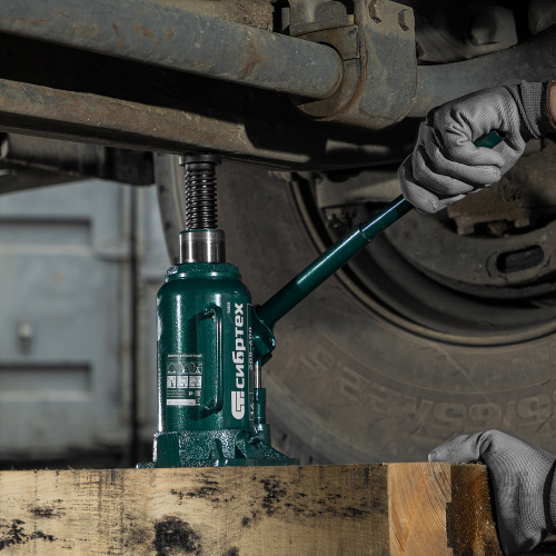 Домкрат гидравлический бутылочный, 16 т, 205-400 мм Сибртех по ценам производителя в Москве с доставкой по всей России