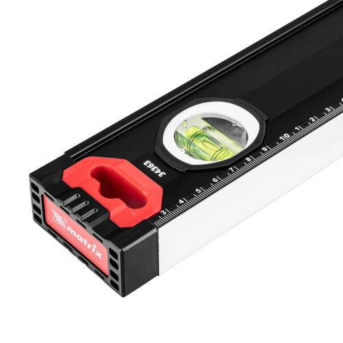 Уровень алюминиевый, усиленный, фрезерованный, 3 глазка, двухкомпонентные рукоятки, 1000 мм Matrix по ценам производителя в Москве с доставкой по всей России