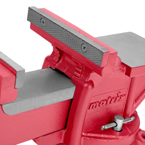 Тиски слесарные, 150 мм, поворотные, с наковальней Matrix по ценам производителя в Москве с доставкой по всей России