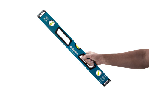 Уровень алюминиевый, 600 мм, усиленный с ударопрочными заглушками, рукоятки, 3 глазка Gross по ценам производителя в Москве с доставкой по всей России