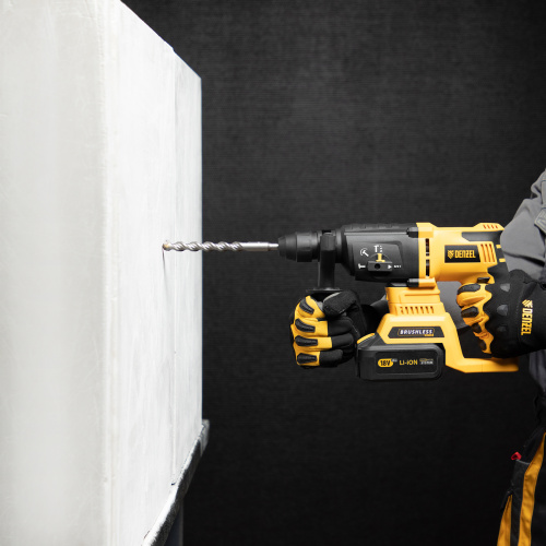 Бур по бетону, двойная спираль, три пылеотводящие кромки, 12 x 210 мм DENZEL по ценам производителя в Москве с доставкой по всей России