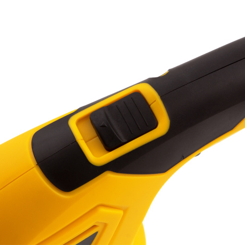 Ножницы-кусторез аккумуляторные  CGS-100, 18В Li-Ion Denzel по ценам производителя в Москве с доставкой по всей России