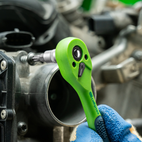 Ключ-трещотка 1/4", CrV, 72 зуба, с быстрым сбросом Сибртех по ценам производителя в Москве с доставкой по всей России