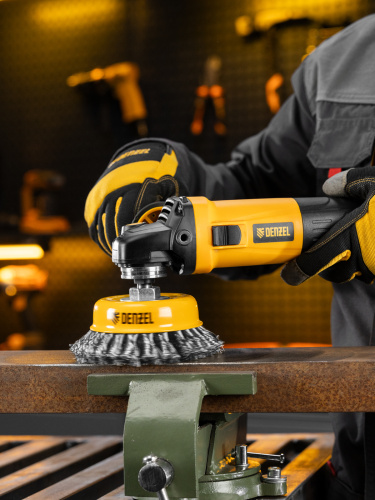 Щетка для УШМ, 125 мм, "Чашка", крученая нержавеющая проволока 0.5 мм, М14 Denzel по ценам производителя в Москве с доставкой по всей России