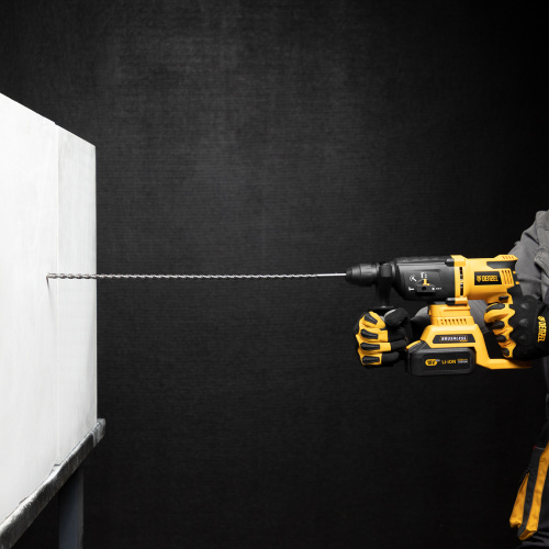 Бур по бетону, двойная спираль, три пылеотводящие кромки, 10 x 600 мм DENZEL по ценам производителя в Москве с доставкой по всей России