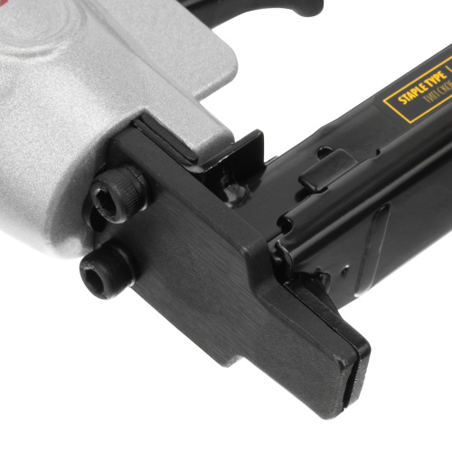 Степлер пневматический PS8016 для прямоугольных скоб 21GA от 6 до 16 мм Denzel по ценам производителя в Москве с доставкой по всей России