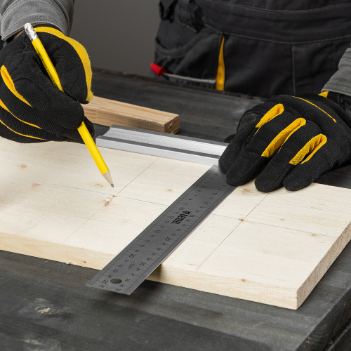 Угольник стальной 300 мм, нержавеющая сталь, градуировка, алюминиевое основание Denzel по ценам производителя в Москве с доставкой по всей России