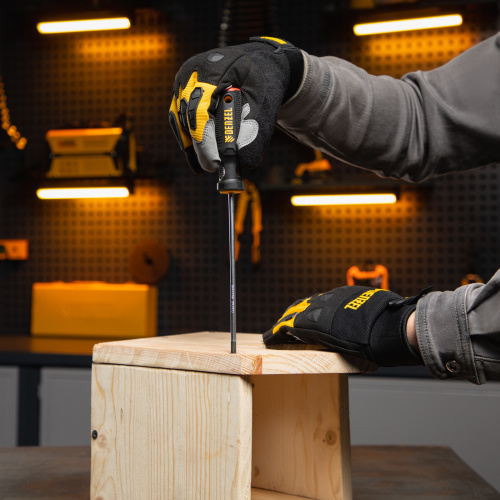 Отвертка PH1х150 мм, CrV, трехкомпонентная рукоятка Denzel по ценам производителя в Москве с доставкой по всей России