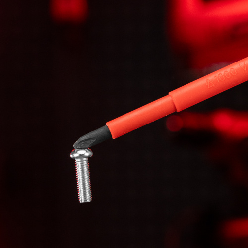 Отвертка Insulated, PH2 x 100 мм, CrMo, до 1000 В, двухкомпонентная рукоятка Matrix Professional по ценам производителя в Москве с доставкой по всей России