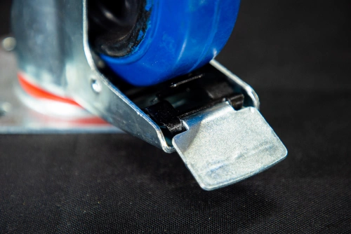 Колесо поворотное резина SRCLb 55 125 мм с тормозом (F) по ценам производителя в Москве с доставкой по всей России