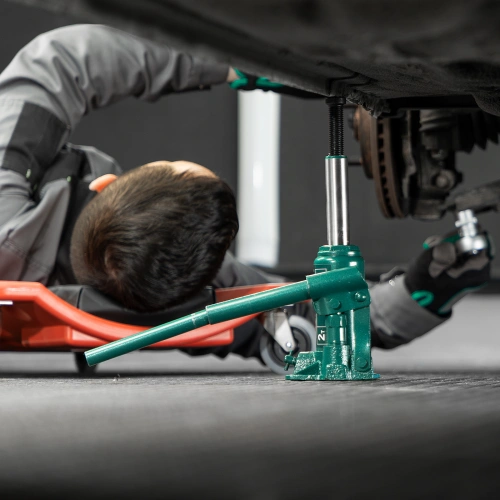 Домкрат гидравлический бутылочный, 2 т, 150-280 мм, в пласт. кейсе Сибртех по ценам производителя в Москве с доставкой по всей России