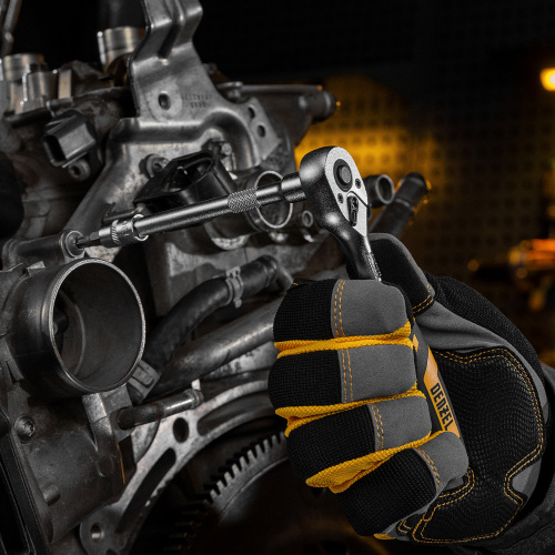 Набор инструментов, 1/2", 1/4", CrV, S2, пластиковый кейс, 82 предмета Denzel по ценам производителя в Москве с доставкой по всей России