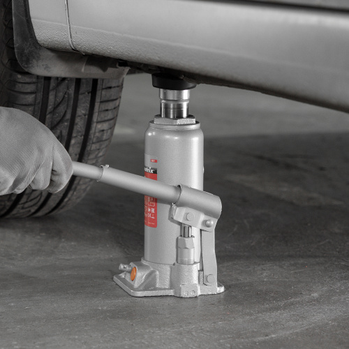 Домкрат гидравлический бутылочный, 6 т, h подъема 216-413 мм Matrix по ценам производителя в Москве с доставкой по всей России