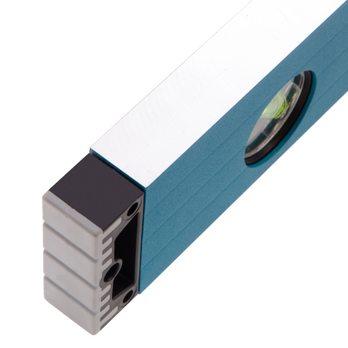 Уровень алюминиевый, 600 мм, усиленный с ударопрочными заглушками, рукоятки, 3 глазка Gross по ценам производителя в Москве с доставкой по всей России