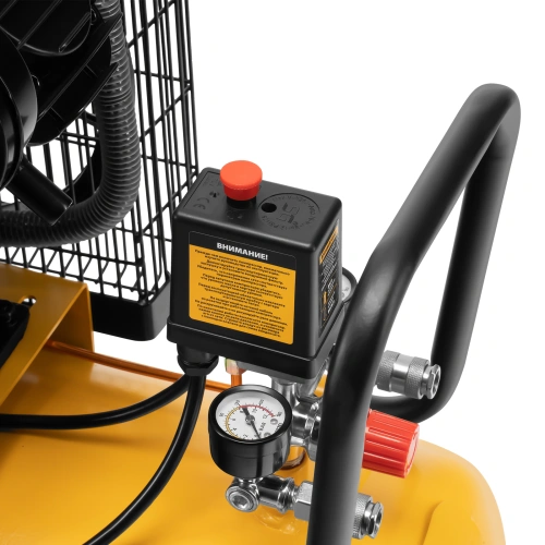 Компрессор воздушный BCV2200/100, ременный привод, 2.2 кВт, 100 литров, 370 л/мин Denzel по ценам производителя в Москве с доставкой по всей России