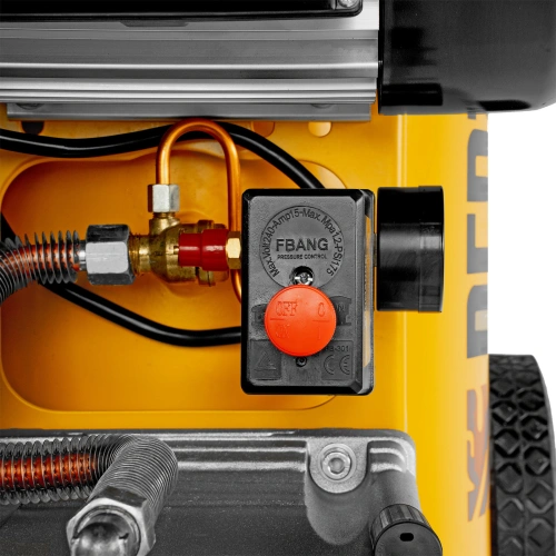 Компрессор воздушный рем. привод BCI 2100/50, 2,1 кВт, 50 литров, 400 л/мин Denzel по ценам производителя в Москве с доставкой по всей России