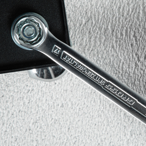 Ключ комбинированный 17 мм, CrV, холодный штамп Gross по ценам производителя в Москве с доставкой по всей России