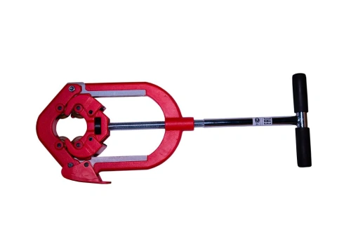 Труборез с хомутной защелкой TOR GH4S для стальных труб 2"- 4" по ценам производителя в Москве с доставкой по всей России