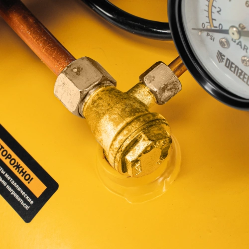 Компрессор воздушный, прямой привод DC1500/50, 1.5 кВт, 50 литров, 220 л/мин Denzel по ценам производителя в Москве с доставкой по всей России