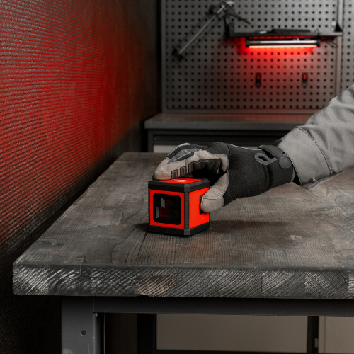 Лазерный уровень XQB GREEN Basic SET, 20 м, зеленый луч, батарейки, резьба 1/4" MTX по ценам производителя в Москве с доставкой по всей России