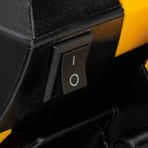 Пила цепная бензиновая DGS-4516, шина 40 см, 45 см3, 3 л.с, шаг 3/8, паз 1.3 мм, 57 звеньев Denzel по ценам производителя в Москве с доставкой по всей России