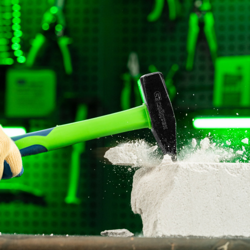 Молоток слесарный, 800 г, фибергласовая обрезиненная рукоятка Сибртех по ценам производителя в Москве с доставкой по всей России